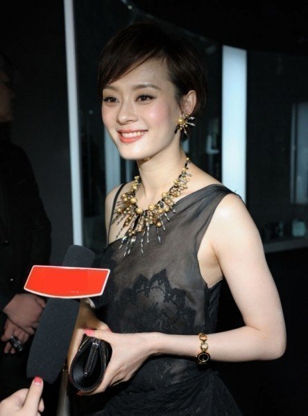 当红女星低调炫富:名贵手表加珠宝才有安全感(组图)