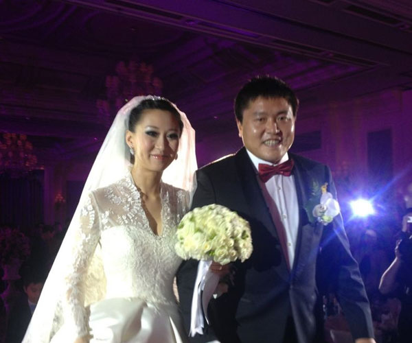 盘点那些情迷空姐的体育明星