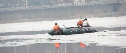 癌症晚期患者不顾危险施援手救出落水老汉(图)