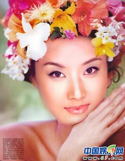 宋祖英早年清纯照