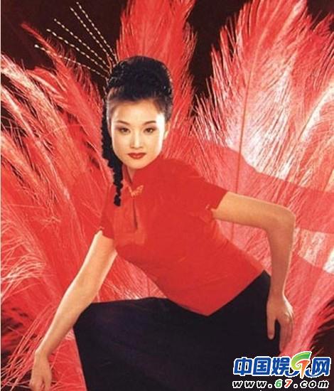 宋祖英早年清纯照