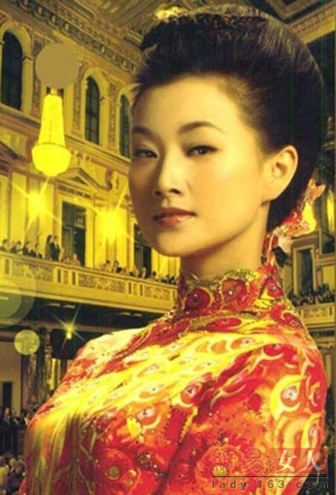 宋祖英早年清纯照