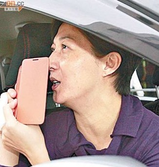 成龙曾公开谈私生女 22亿家产没给她留一分