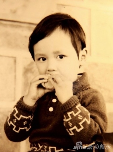 冯绍峰罕见童年照曝光
