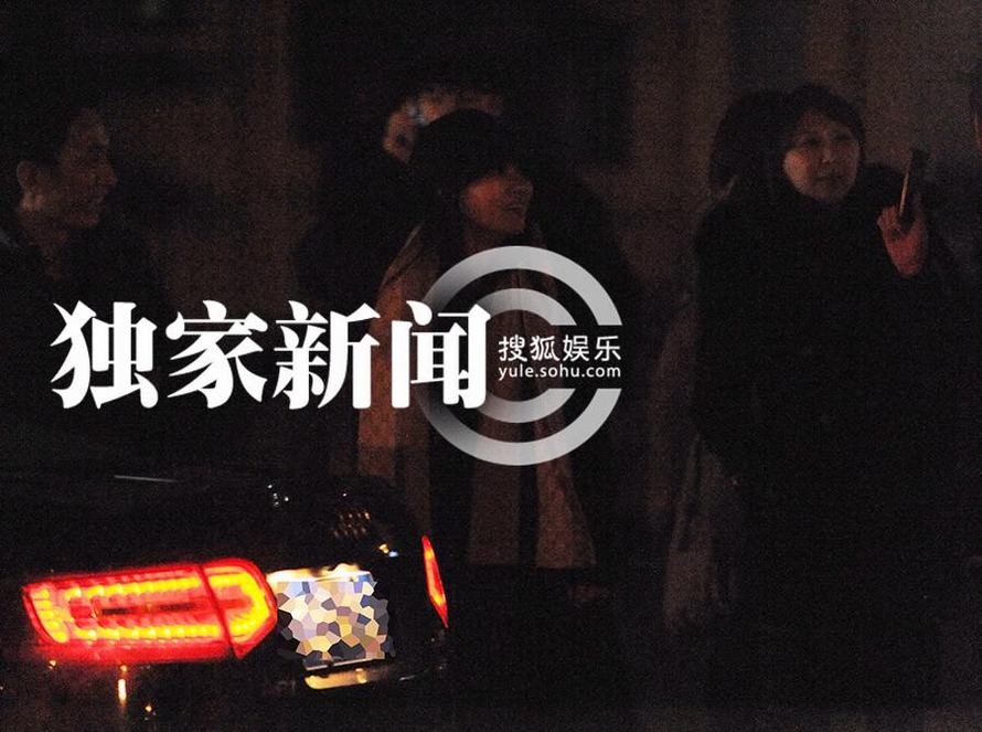 伊能静深夜出街挽神秘男 疑恋上新任经纪人