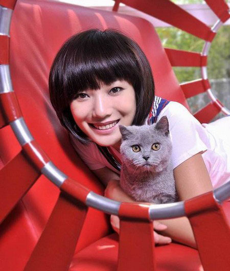 明星掀起刘海现真颜美丑