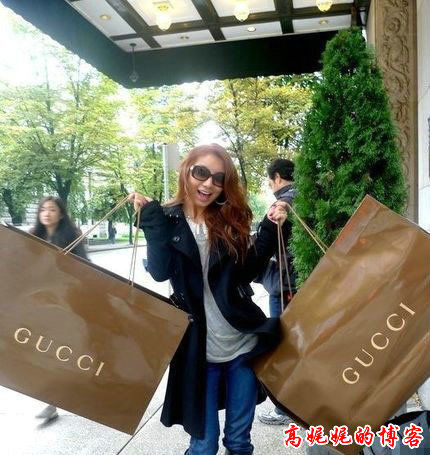 点击图片进入下一页