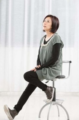 黄韵玲被爆开车撞孕妇致其骨折 手术后母子均安