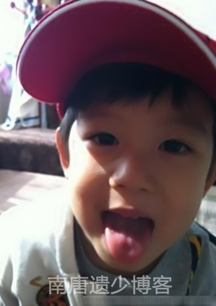 胡静四岁儿子帅过Lucas