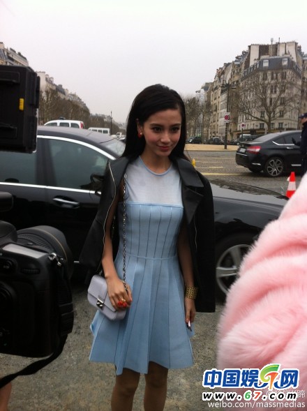 巴黎时尚周中国女星团