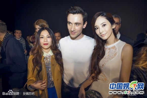 巴黎时尚周中国女星团