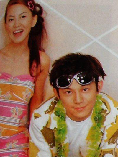 何炅晒与李维嘉17年前旧合照