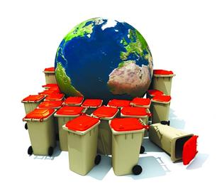 八成居民丢垃圾“对色入座”