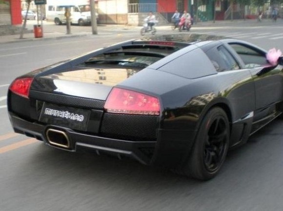 央视主播张蕾亿万身价老公豪车