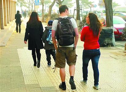 青岛艳阳蓝天空气却重污染 傍晚大风降温最低降至0℃ 青岛艳阳蓝天空气却重污染 傍晚大风降温最低降至0℃