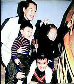 赵本山揭退春晚真相 红颜知己大曝光