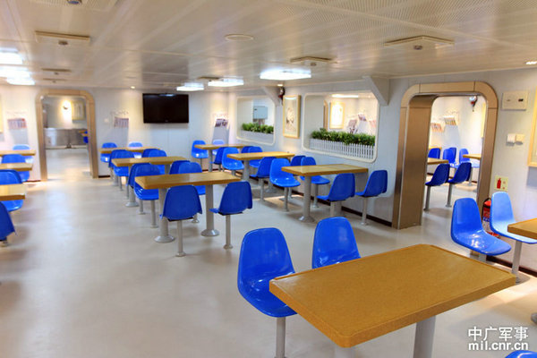 资料图：中国航母辽宁舰内部。