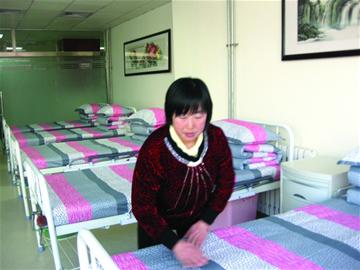 养老院每月三千多招不齐护工 流动性太强