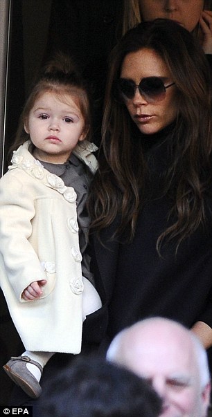 辣妹全家出动观法甲