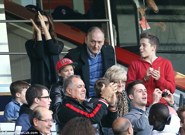 辣妹全家出动观法甲