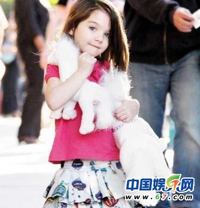 小苏瑞奢华生活街拍不重样 网友：投胎是门技术活