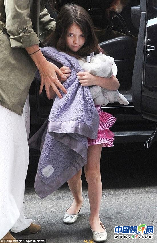 小苏瑞奢华生活街拍不重样 网友：投胎是门技术活