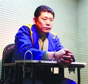 半年被车撞9次不是悲剧是演戏