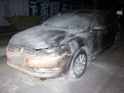 全新大众帕萨特自燃频发 今年至少发生三起