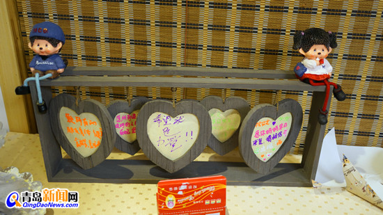 孝女文文过生日 水饺工零钱哥送惊喜 孝女文文过生日 水饺工零钱哥送惊喜