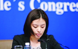 她叫张京初中时就是风云人物