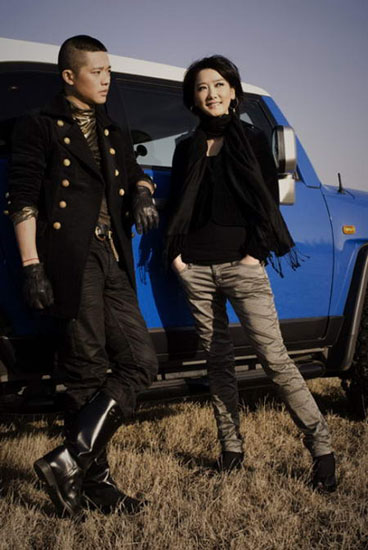 揭娱乐圈假情侣