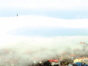 前海首场平流雾拉开青岛雾季大幕 三日内难消