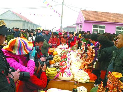 祭海节后船老大不出海 养殖收入是野捕十倍