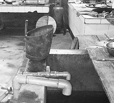 湖南平江2万居民拒喝自来水