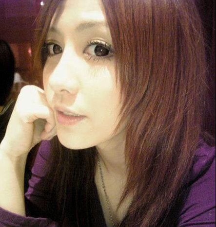 高校宅男女神级校花小清新艺术照