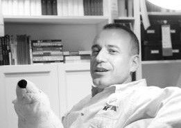 网曝董洁曾交法国二婚男友 清纯女星情路混乱