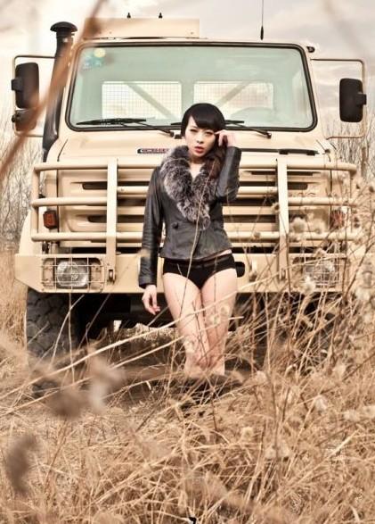 北体大校花90后童苡萱艳照流出 蜂腰美背秒杀柳岩张馨予