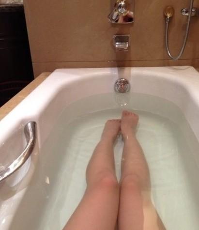 北体大校花90后童苡萱艳照流出 蜂腰美背秒杀柳岩张馨予