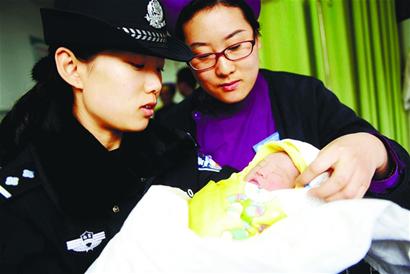 俺被抛弃就因多根手指吗 俺被抛弃就因多根手指吗