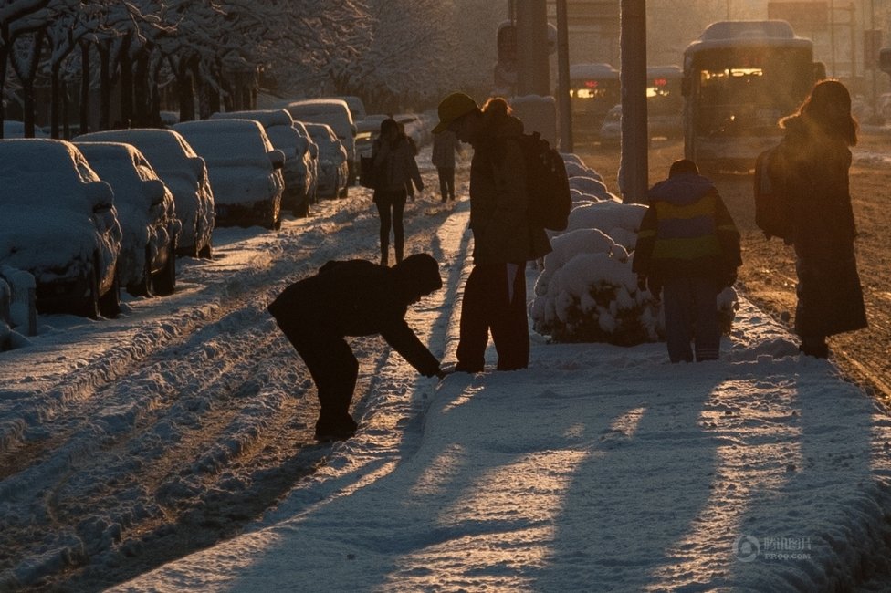 2013年3月20日早晨，降雪后的北京，全城银装素裹