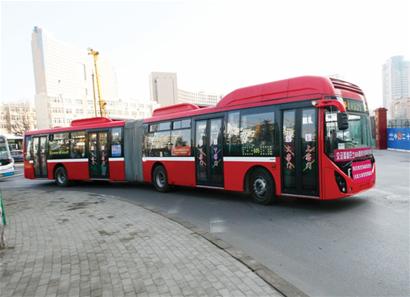 青岛巨无霸公交