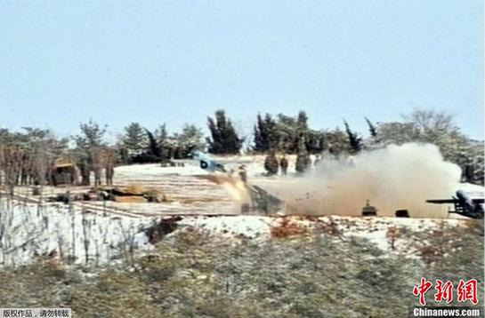 金正恩视察朝鲜地对空导弹发射演练