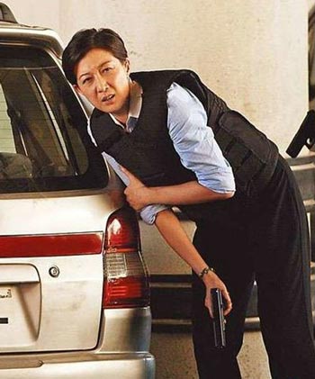 张曼玉遭前夫性侵 关之琳新婚遭抛弃 揭女星离婚之殇