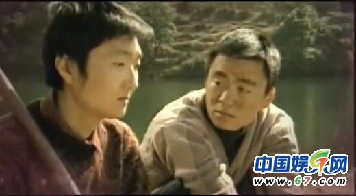 曝王大治曾暗恋袁泉苦追苗圃 三人青涩照曝光