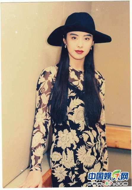 王祖贤巅峰时期无妆素颜美照 秒杀一切PS