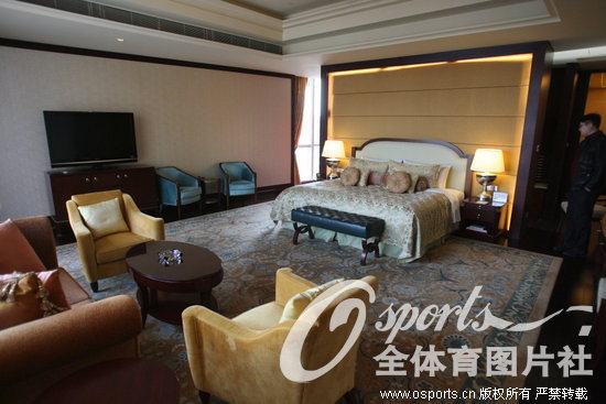 组图：贝克汉姆青岛下榻总统套房曝光 内饰豪华令人咋舌【2】