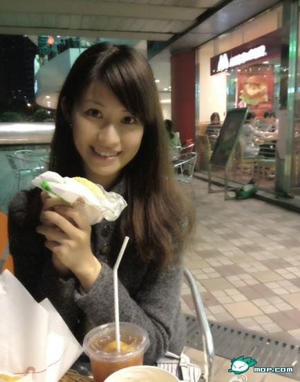 非诚勿扰空姐吴子恩生活照