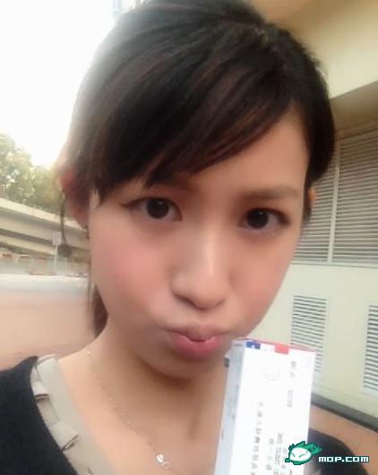 非诚勿扰空姐吴子恩生活照