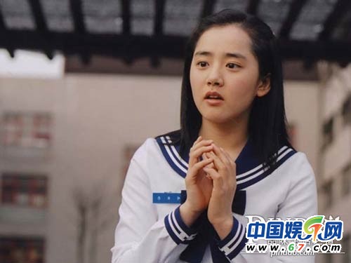 盘点中外女星影视剧学生装 何洁张柏芝张韶涵惊艳抢镜