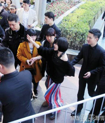 小S人气爆棚，自己吸金，还能旺夫。